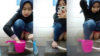 Bokep Indo Hijab Berak Di Intip